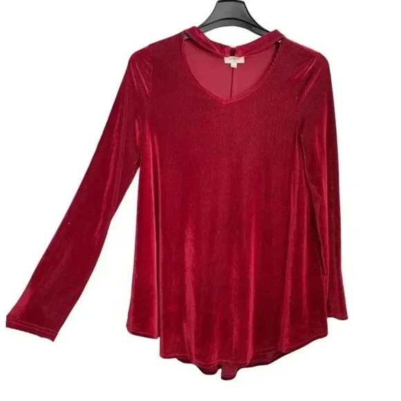 ❄️3/$15❄️ DUmgee Women's Red Long Tunic Shirt Size Medium Wine Red - Picture 2 of 8